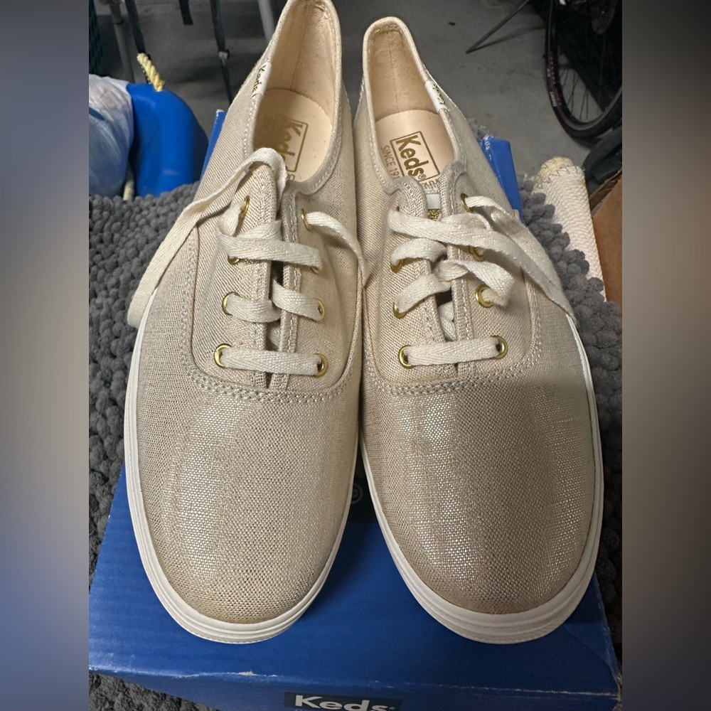 Keds Light Tan Canvas Slip-Ons